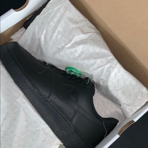 Black Air Force 1 LowTop